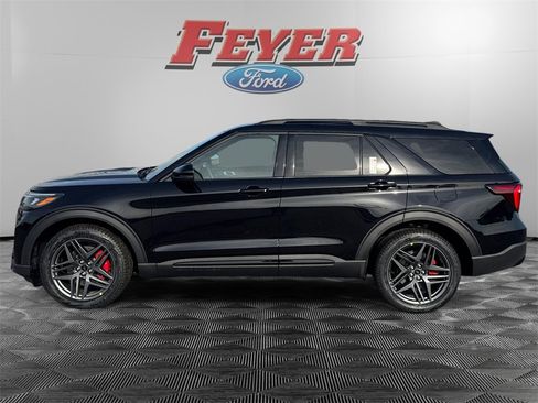 New 2026 Ford Explorer ST w/ Sun And Sound Package image 4