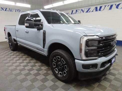 Used 2026 Ford F250 Platinum AWD/4WD image 3
