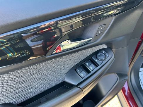 Used 2024 Chevrolet TrailBlazer LT w/ LT Cold Weather Package image 11