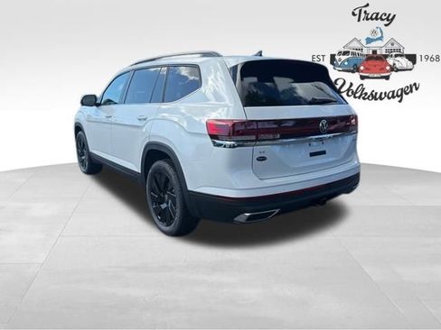 New 2026 Volkswagen Atlas SE image 5