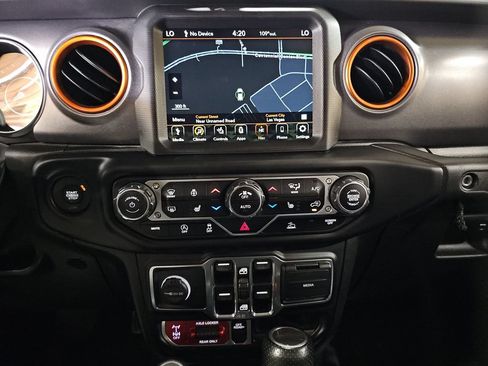 Used 2022 Jeep Gladiator Mojave w/ LED Lighting Group AWD/4WD image 15