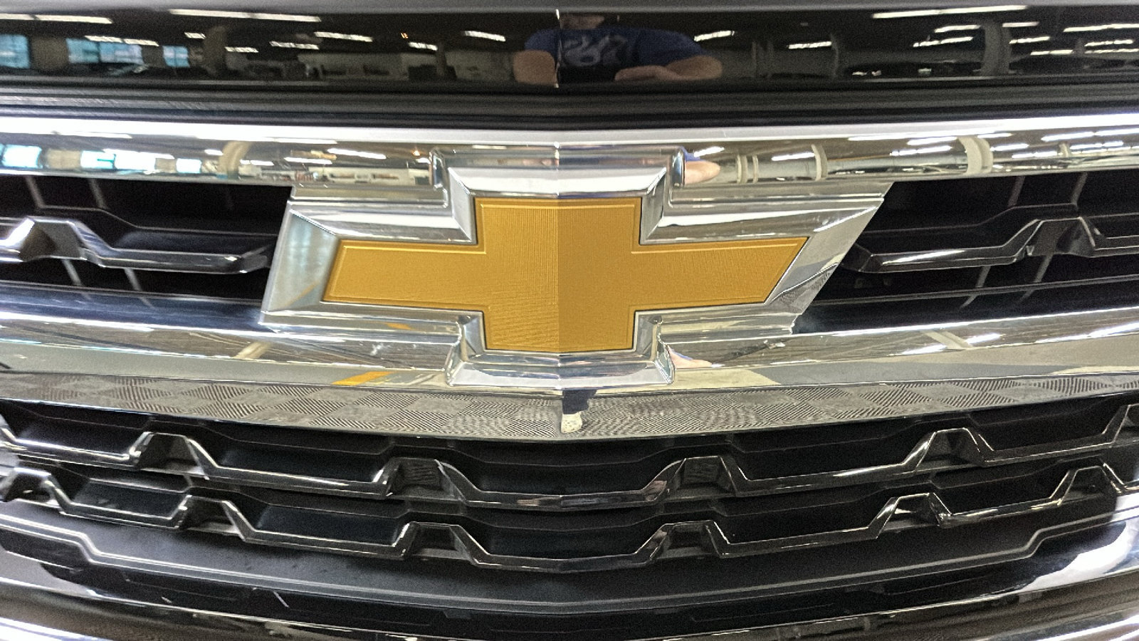 Used 2023 Chevrolet Silverado 1500 LT AWD/4WD image 9