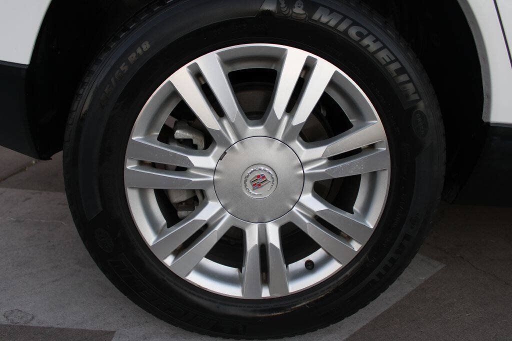 Used 2015 Cadillac SRX Luxury FWD image 17