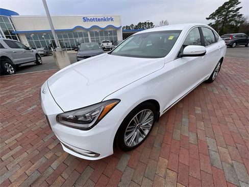 Used 2018 Genesis G80 3.8 image 28