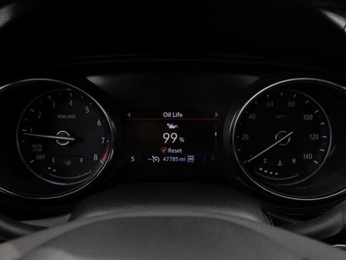 Used 2021 Buick Encore GX Essence w/ Experience Buick Package image 28