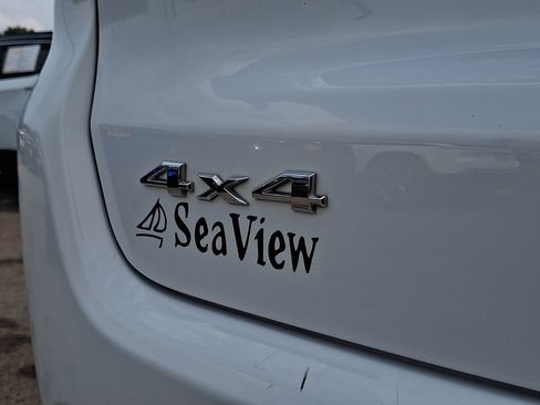 Certified 2024 Jeep Compass Latitude AWD/4WD image 30