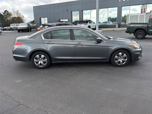 Used 2011 Honda Accord LX image 7