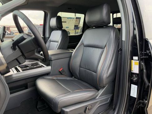 New 2026 Ford F250 Lariat w/ Black Appearance Package AWD/4WD image 57