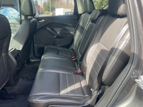 Used 2015 Ford Escape Titanium image 7