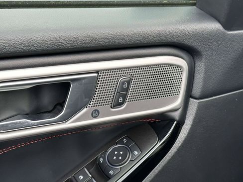 Used 2022 Ford Explorer ST-Line w/ Class IV Trailer Tow Package image 17