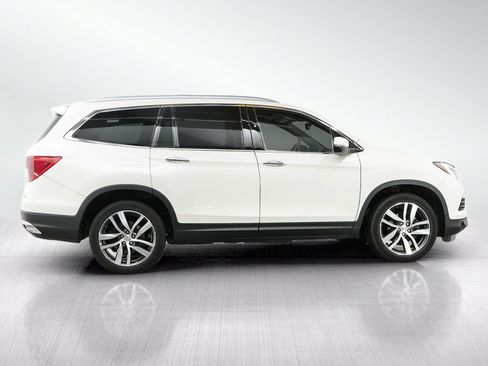 Used 2018 Honda Pilot Elite image 7