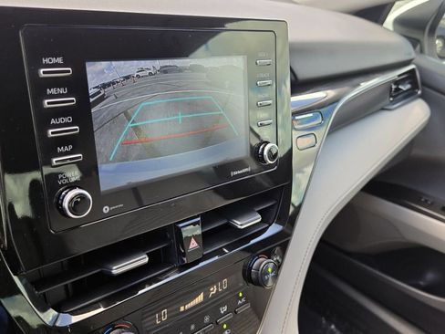 Used 2024 Toyota Camry SE FWD image 23