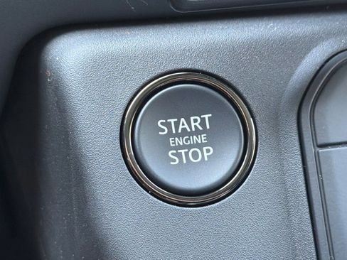 New 2026 Land Rover Defender 110 OCTA AWD/4WD image 29