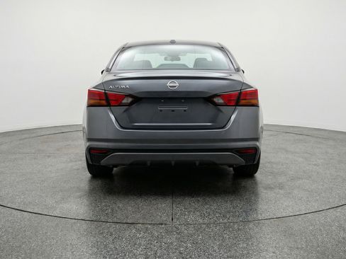 Used 2025 Nissan Altima 2.5 SV FWD image 7