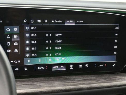 Certified 2025 Audi Q5 Premium w/ Convenience Package AWD/4WD image 19