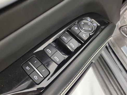 Used 2023 Cadillac Escalade ESV Sport AWD/4WD image 21