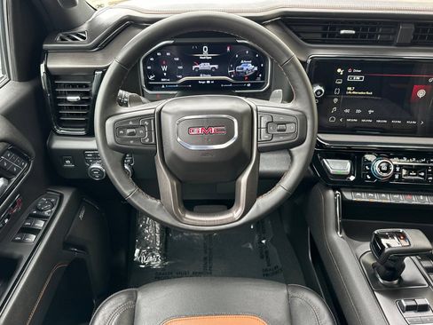 Certified 2024 GMC Sierra 1500 AT4 w/ Technology Package AWD/4WD image 17