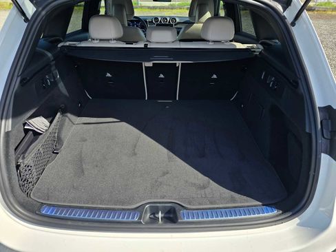 Used 2026 Mercedes-Benz GLC 300 image 16