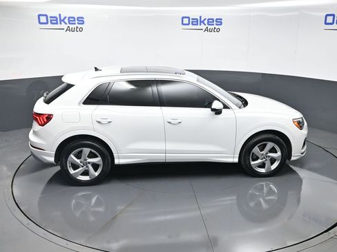 Used 2020 Audi Q3 2.0T Premium image 53