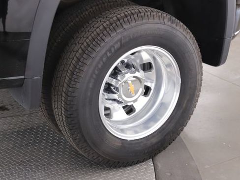 Used 2025 Chevrolet Silverado 3500 High Country w/ High Country Premium Package AWD/4WD image 12