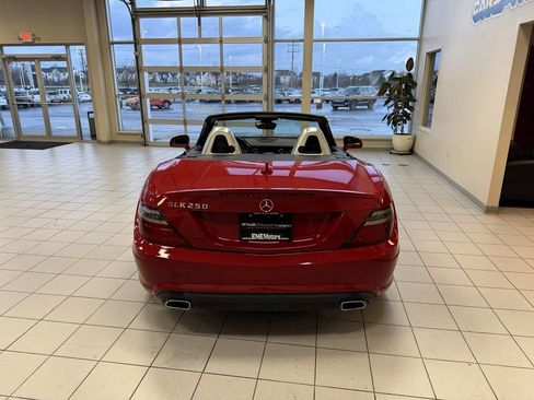 Used 2013 Mercedes-Benz SLK 250 w/ Premium I Pkg image 7