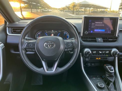 Used 2024 Toyota RAV4 SE AWD/4WD image 16