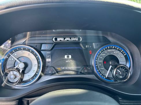 Used 2020 RAM 1500 Limited w/ Black Appearance Package AWD/4WD image 22