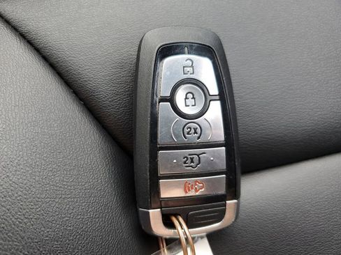 Used 2023 Ford Explorer XLT w/ Equipment Group 202A image 21