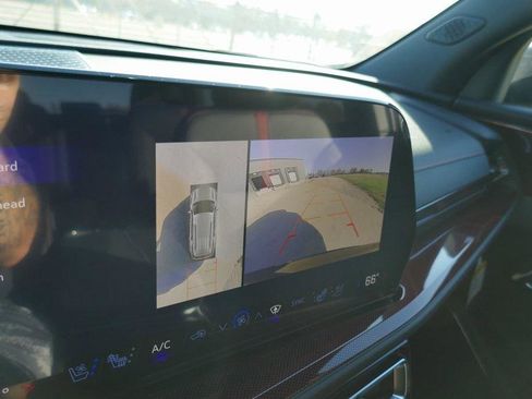 New 2026 Chevrolet Traverse RS image 23