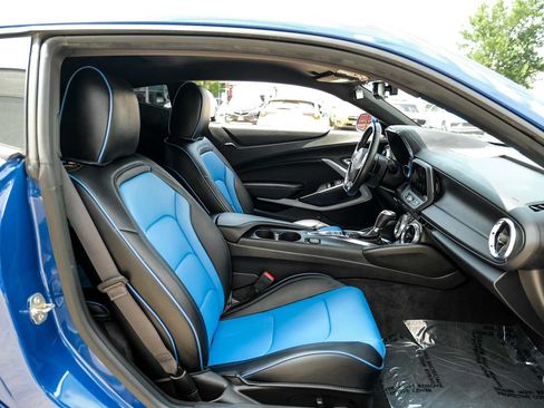 Used 2021 Chevrolet Camaro SS RWD image 30