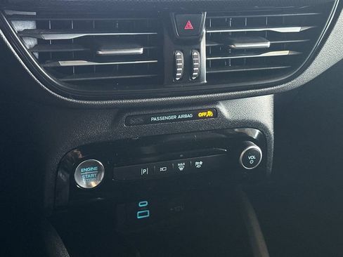 Certified 2023 Ford Escape ST-Line Elite AWD/4WD image 23
