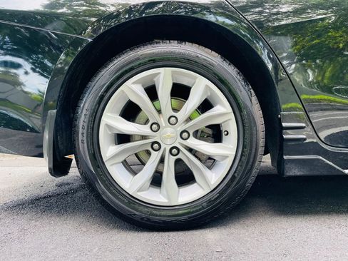 Used 2019 Chevrolet Malibu LT image 15