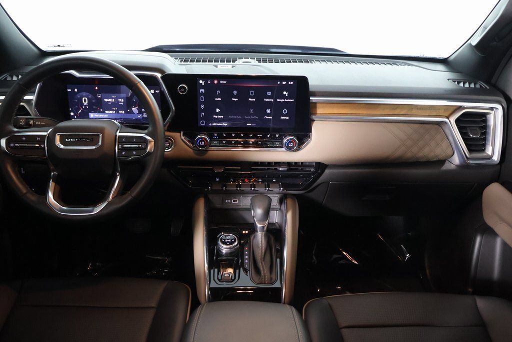Used 2023 GMC Canyon Denali AWD/4WD image 8