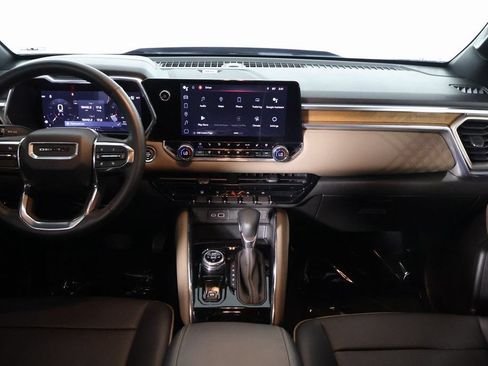 Used 2023 GMC Canyon Denali AWD/4WD image 8