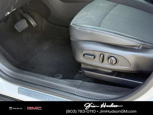 Used 2020 Buick Encore GX Preferred w/ Cold Weather Comfort Package AWD/4WD image 19