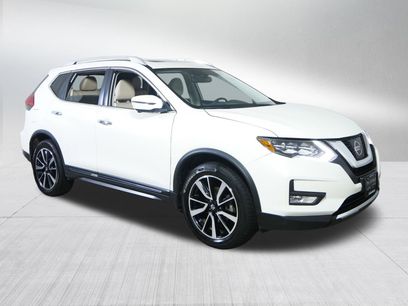 Used 2017 Nissan Rogue SL w/ SL Premium Package