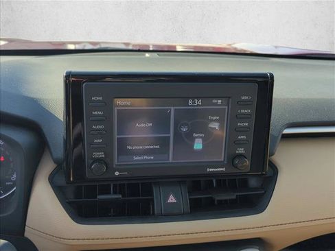 Certified 2022 Toyota RAV4 LE AWD/4WD image 19
