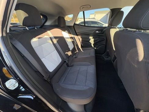 Used 2024 Chevrolet Trax LS image 33