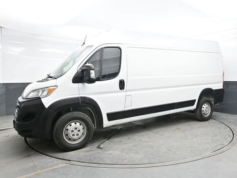 Used 2023 RAM ProMaster 2500 image 3