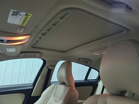 Used 2016 Volvo S60 T5 Premier image 19