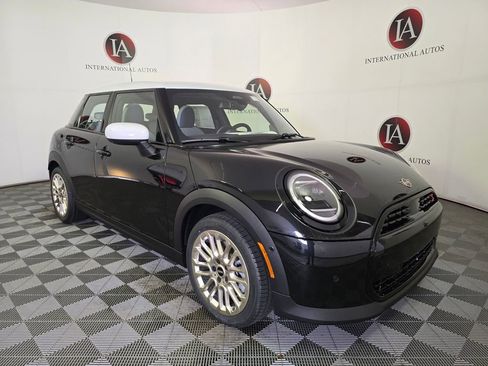 New 2026 MINI Cooper S image 1