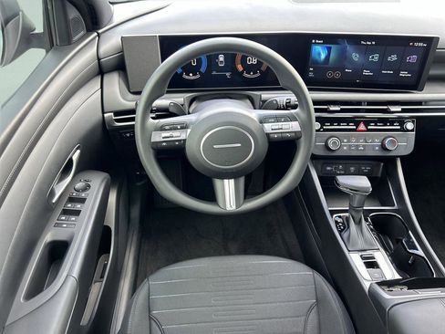 New 2026 Hyundai Santa Cruz SE FWD image 14