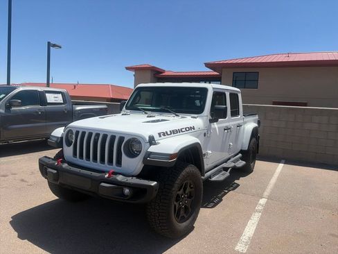 Used 2020 Jeep Gladiator Rubicon AWD/4WD image 2