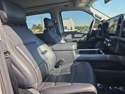 Used 2025 Ford F250 Lariat w/ Lariat Ultimate Package AWD/4WD image 10