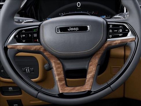 New 2025 Jeep Grand Cherokee L Summit AWD/4WD image 19