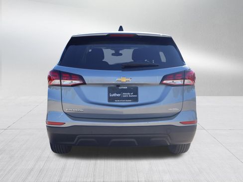 Used 2024 Chevrolet Equinox LS w/ LS Convenience Package FWD image 4