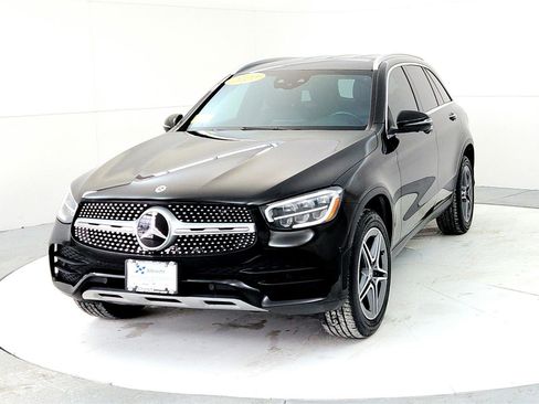 Used 2020 Mercedes-Benz GLC 300 4MATIC image 2