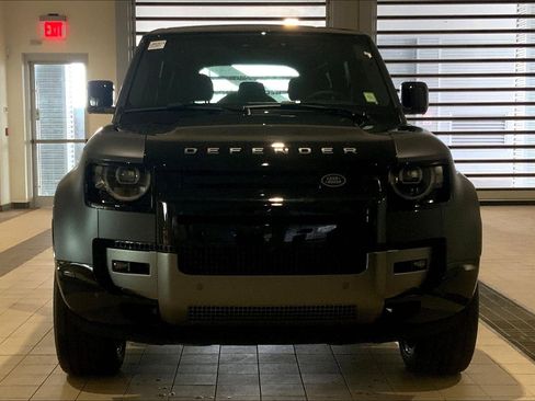 New 2026 Land Rover Defender 110 V8 image 3