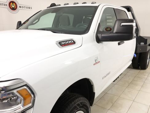 Used 2024 RAM 3500 SLT w/ Quick Order Package 2YG SLT AWD/4WD image 44