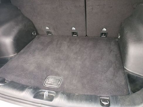 Used 2025 Jeep Compass Limited image 23